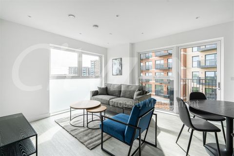 17 Pavana Square, London TW8