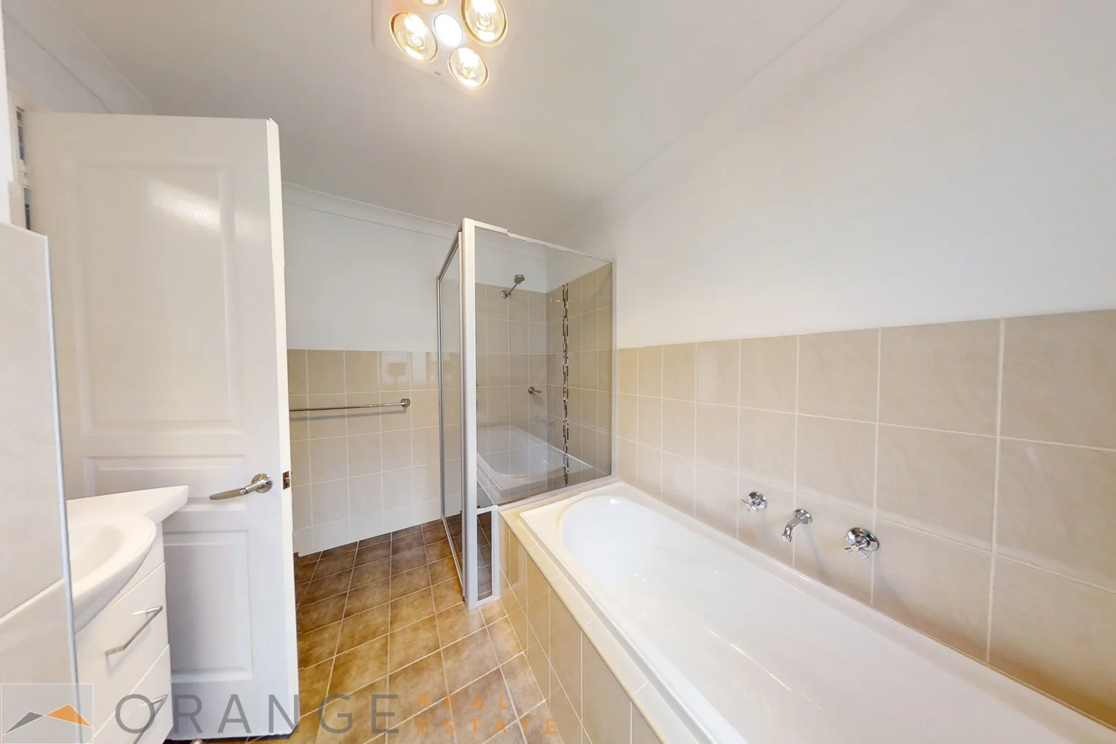 Additional image 7 of 124 Diamond Drive, Orange NSW 2800