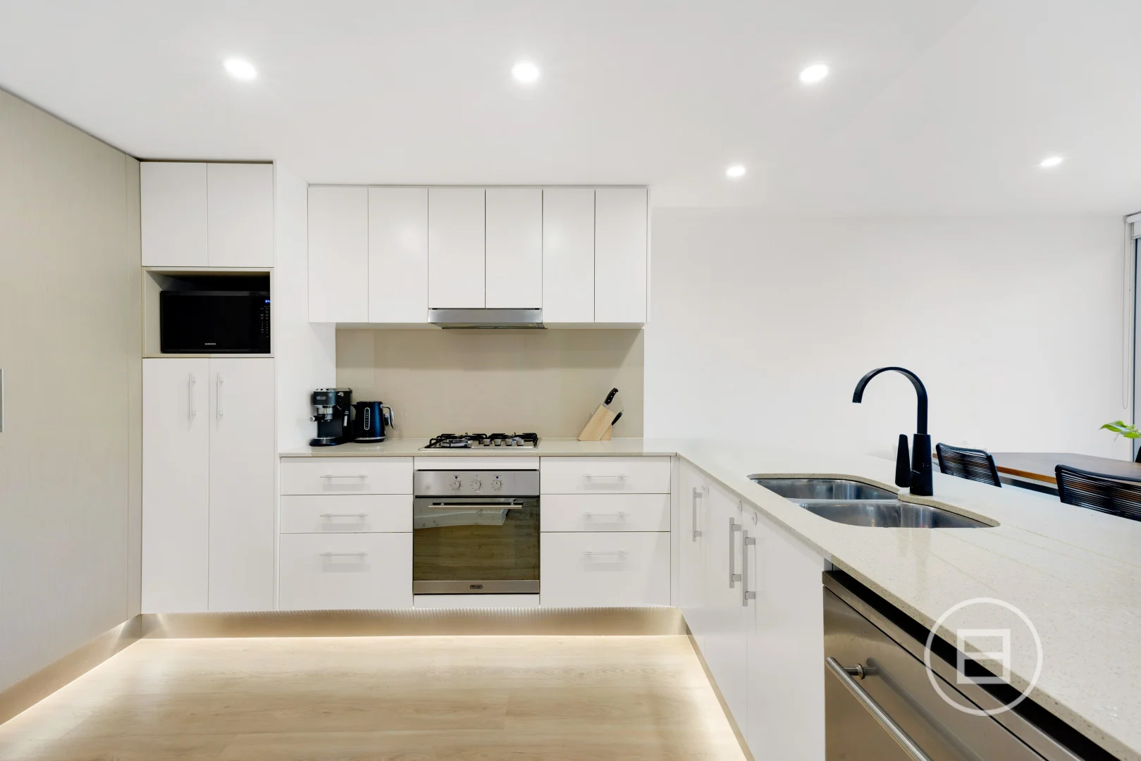Additional image 5 of 8/53 Darrambal Street, Chevron Island QLD 4217