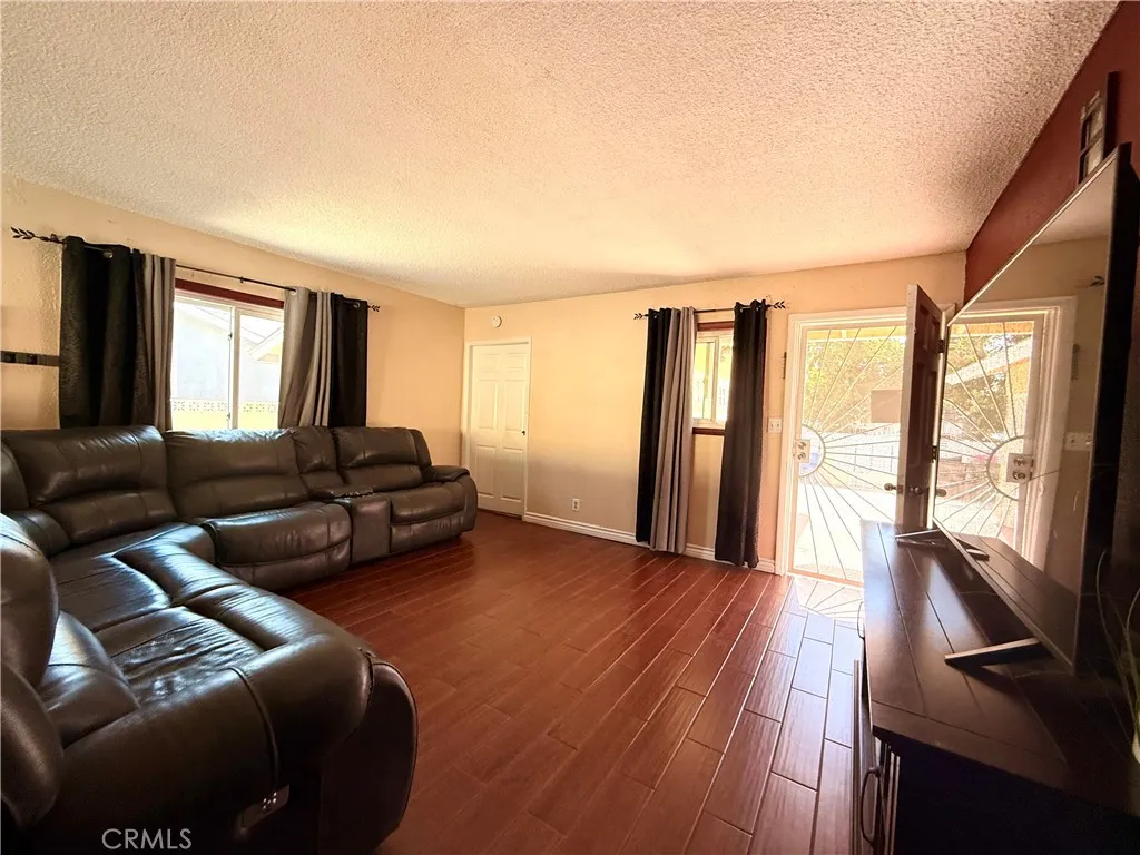 Additional image 3 of 12471 Claretta St, Pacoima, CA 91331