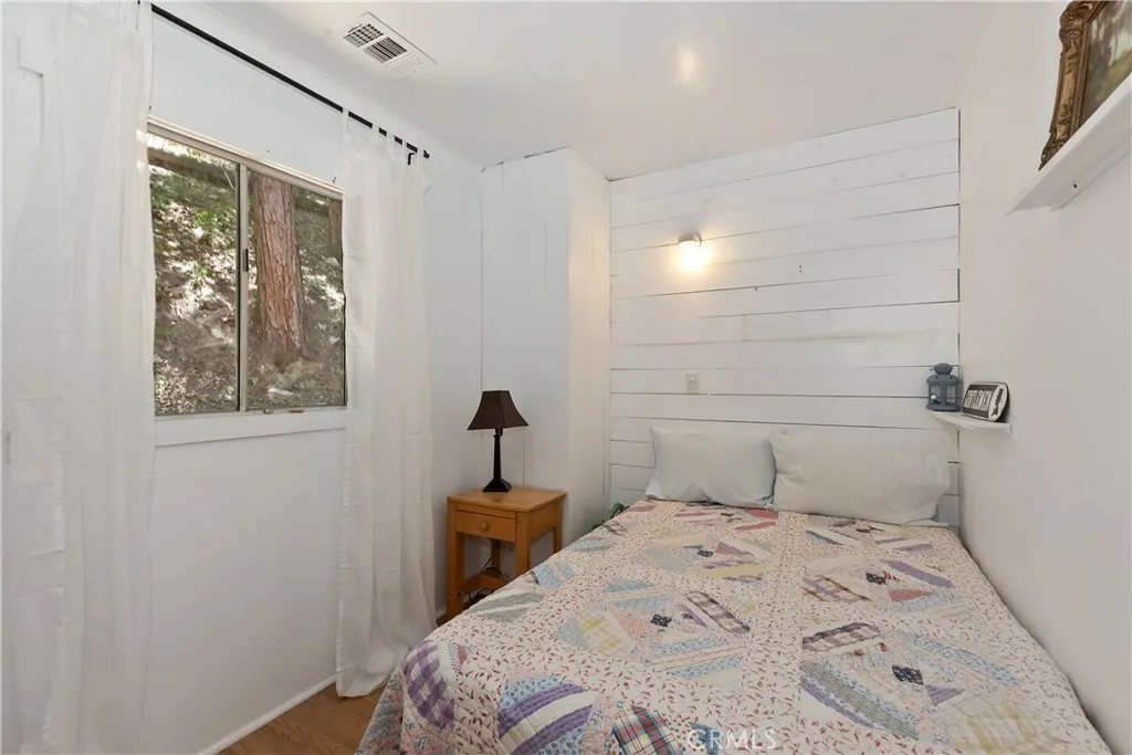Additional image 86 of 425 Blue Jay Canyon Rd, Lake Arrowhead, CA 92317
