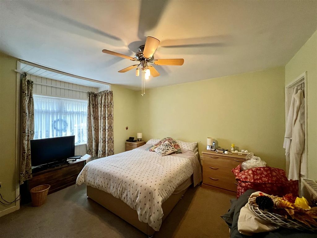 Additional image 11 of 3 bed detached bungalow for saleWaunhwyad Lane, Glanamman, Ammanford SA18