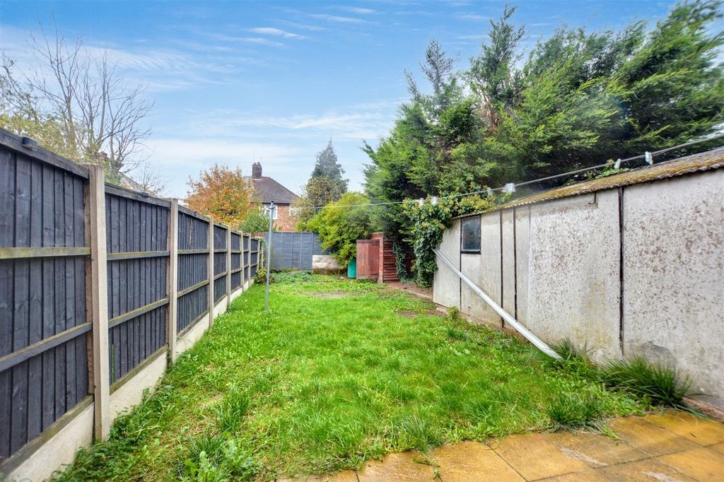 Additional image 13 of 3 bed semi-detached house for saleMaple Avenue, Beeston, Nottingham NG9