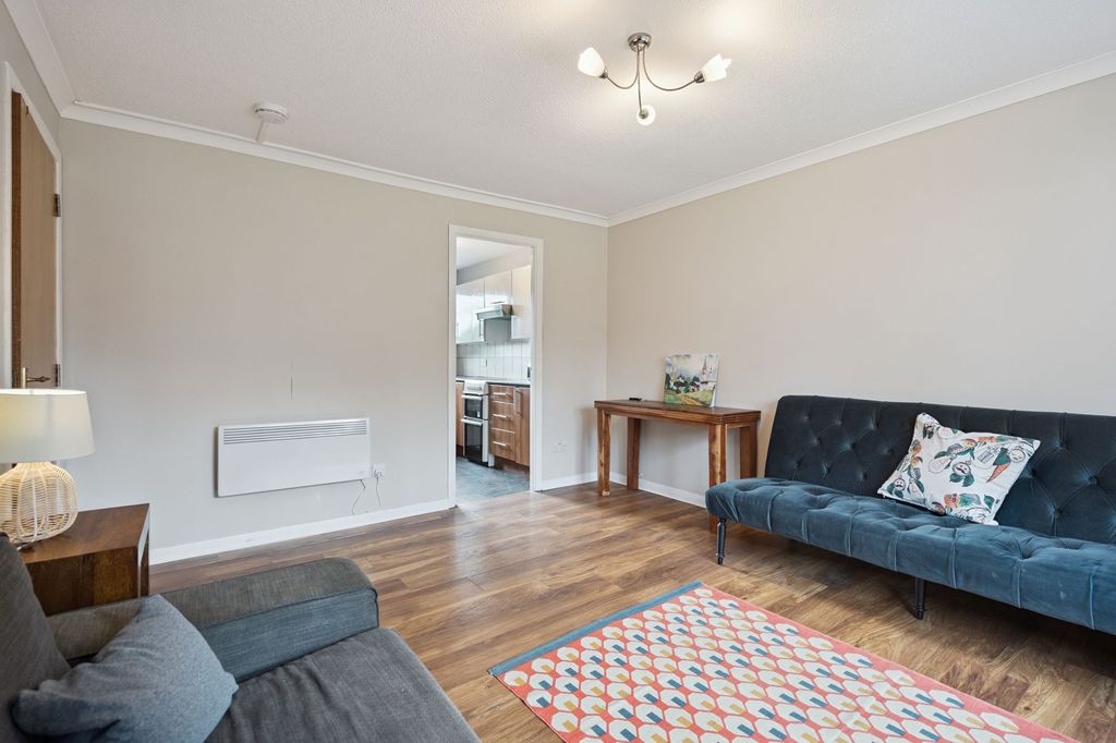 Additional image 4 of 2 bed flat for saleForthview, Stirling FK8