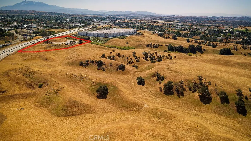 Additional image 15 of 13530 7th Pl, Yucaipa, CA 92399