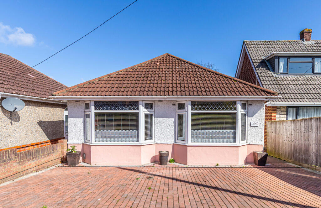 Wimborne Road, Bournemouth, BH11