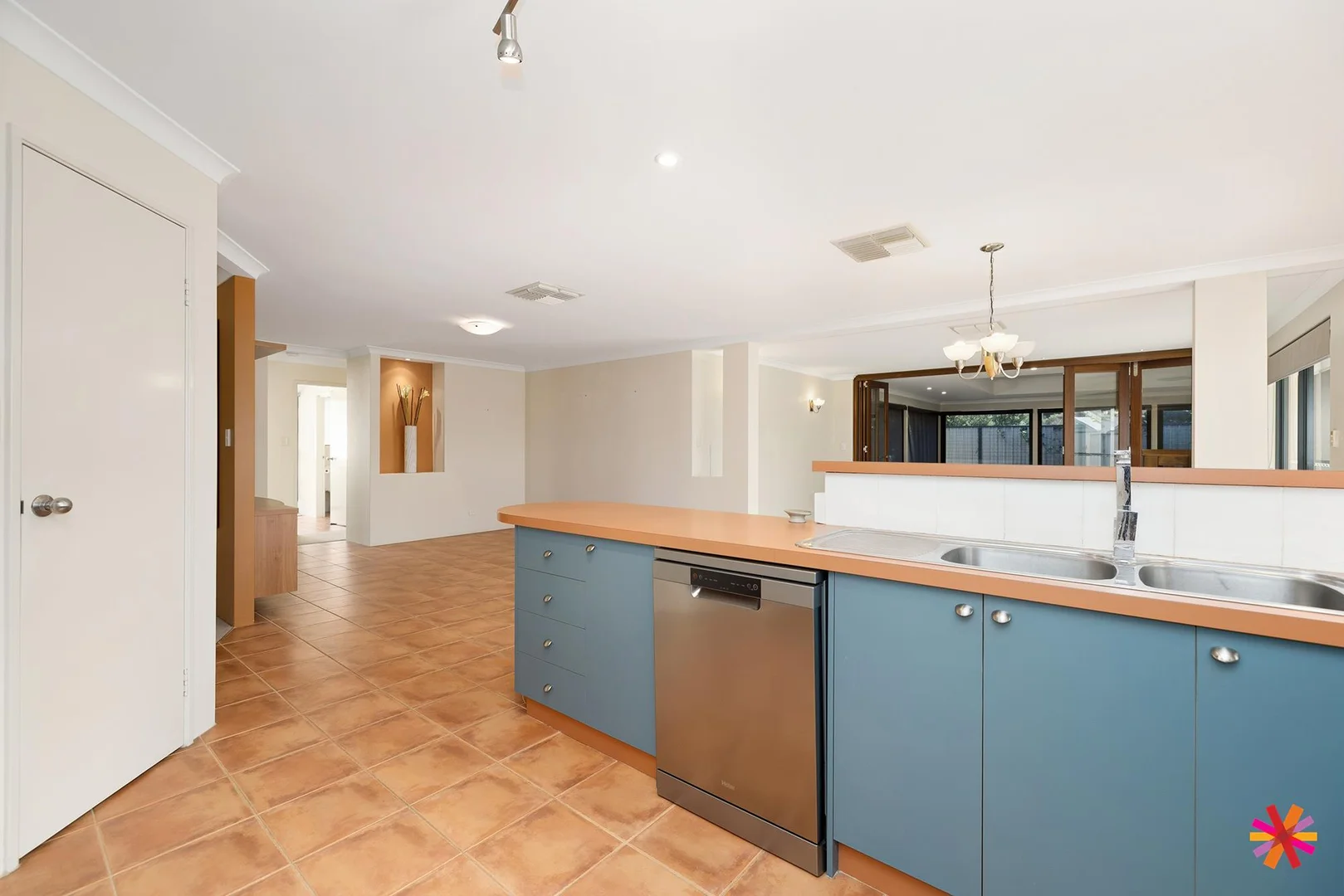 Additional image 5 of 2 Levens Court, Success WA 6164