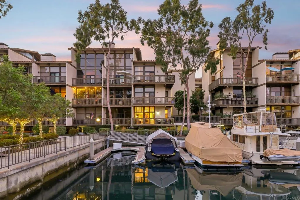 Additional image 6 of 7126 Marina Pacifica Drive N, Long Beach, CA 90803