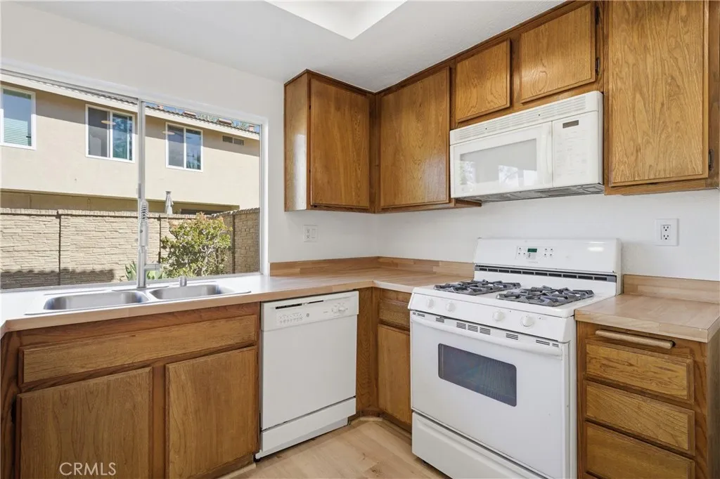 Additional image 40 of 314 S Belmont Ln, Placentia, CA 92870
