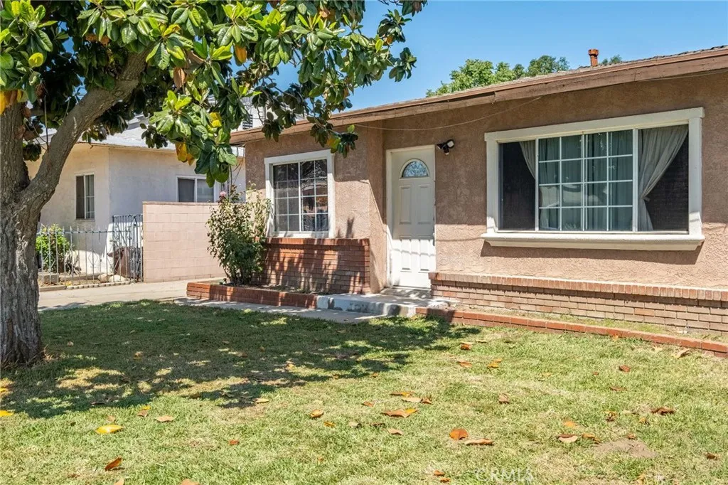 575 E Fernleaf Ave, Pomona, CA 91766 photo 5