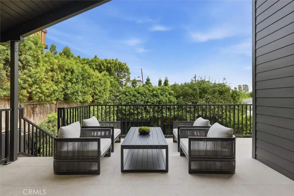 Additional image 71 of 865 10th Street, Manhattan Beach, CA 90266