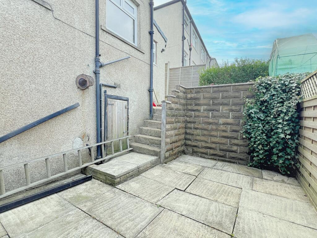 Additional image 24 of Poplar View, Bradford, BD7