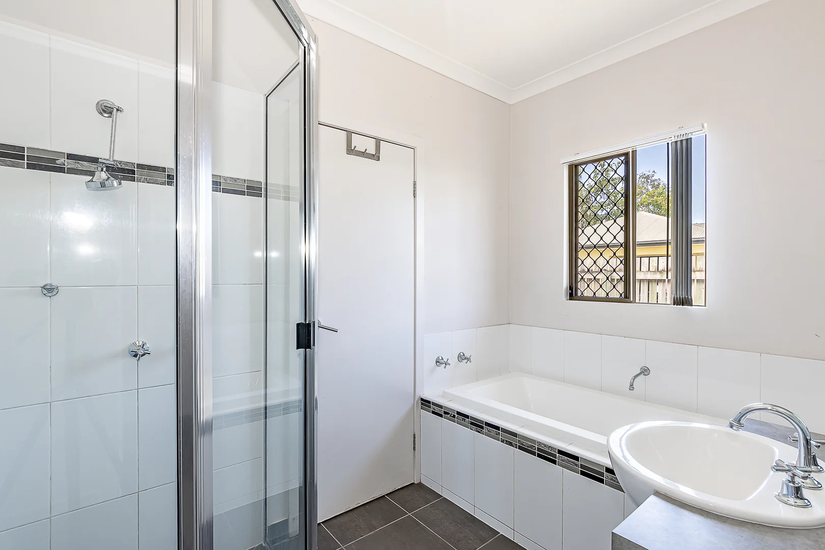 50 Warrill Place, Kelso QLD 4815 photo 5