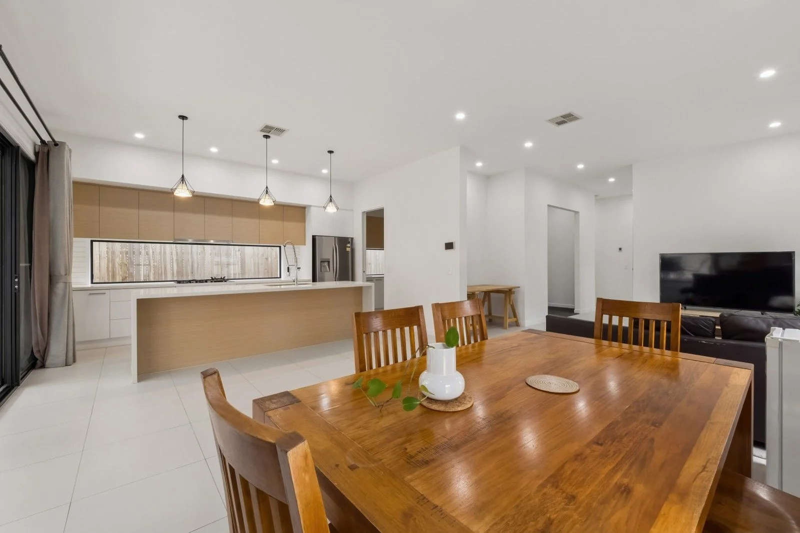 Additional image 9 of 37A Bernecker Street, Carina QLD 4152