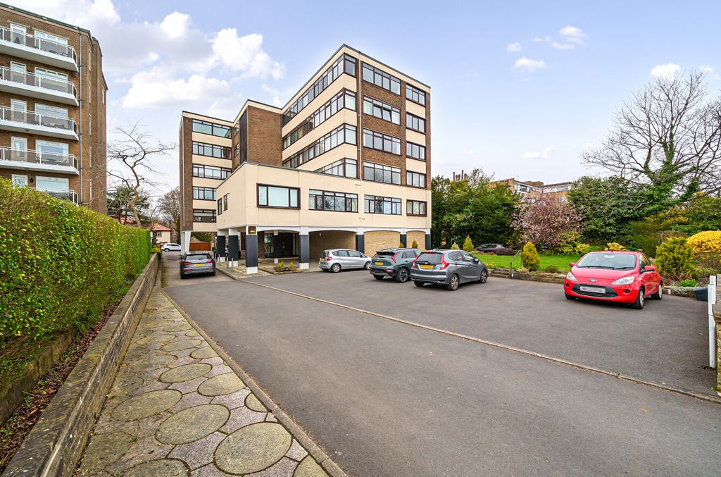 2 bed flat for saleBeech Grove, Harrogate, North Yorkshire HG2