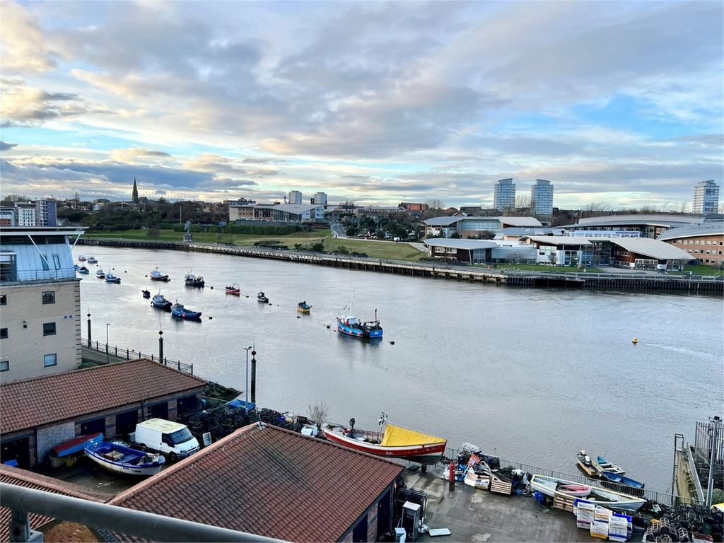 2 bed flat for saleRiver View, Low Street, Sunderland SR1