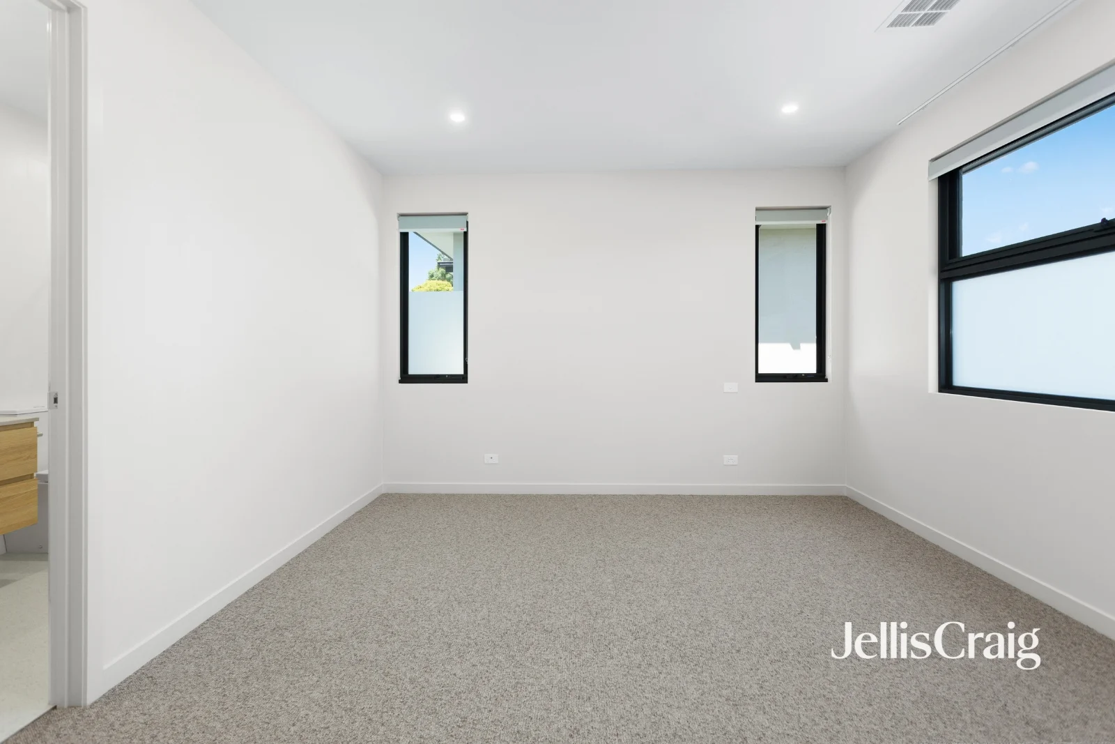 Additional image 4 of 4/18 Leon Avenue, Rosanna VIC 3084