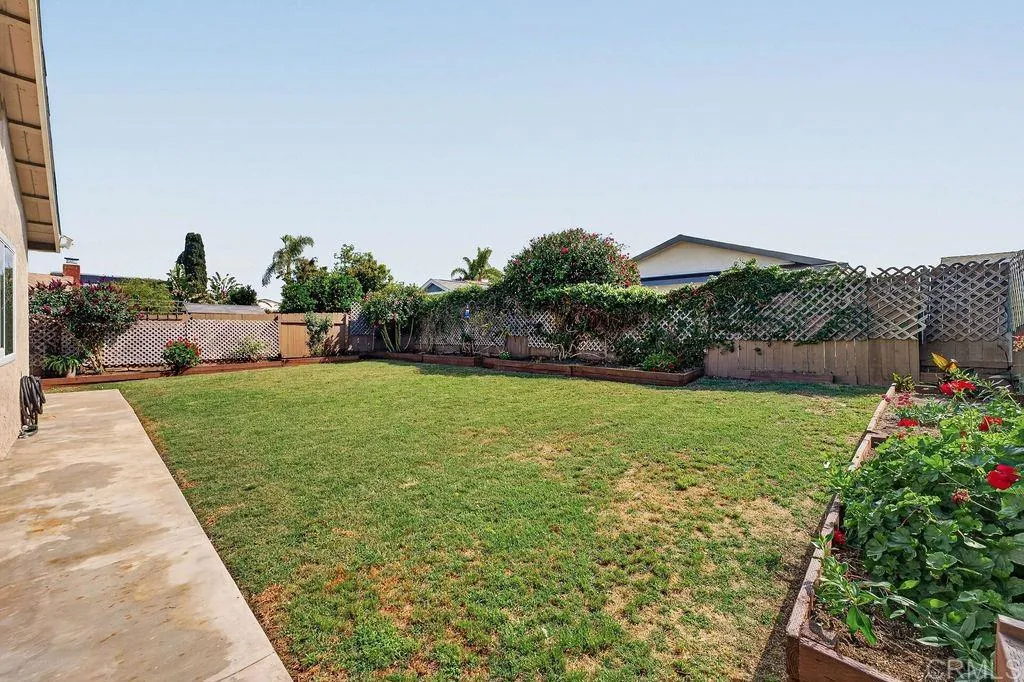 Additional image 96 of 10943 Martinique Way, San Diego, CA 92126
