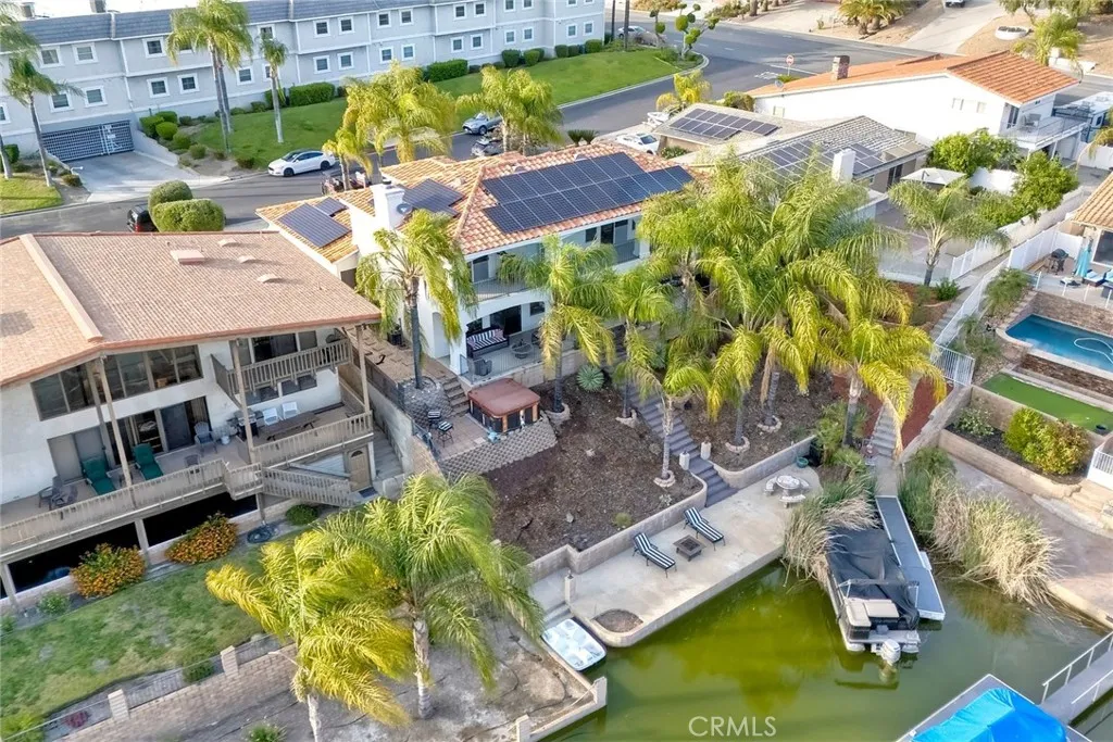 22561 Bass Pl, Canyon Lake, CA 92587