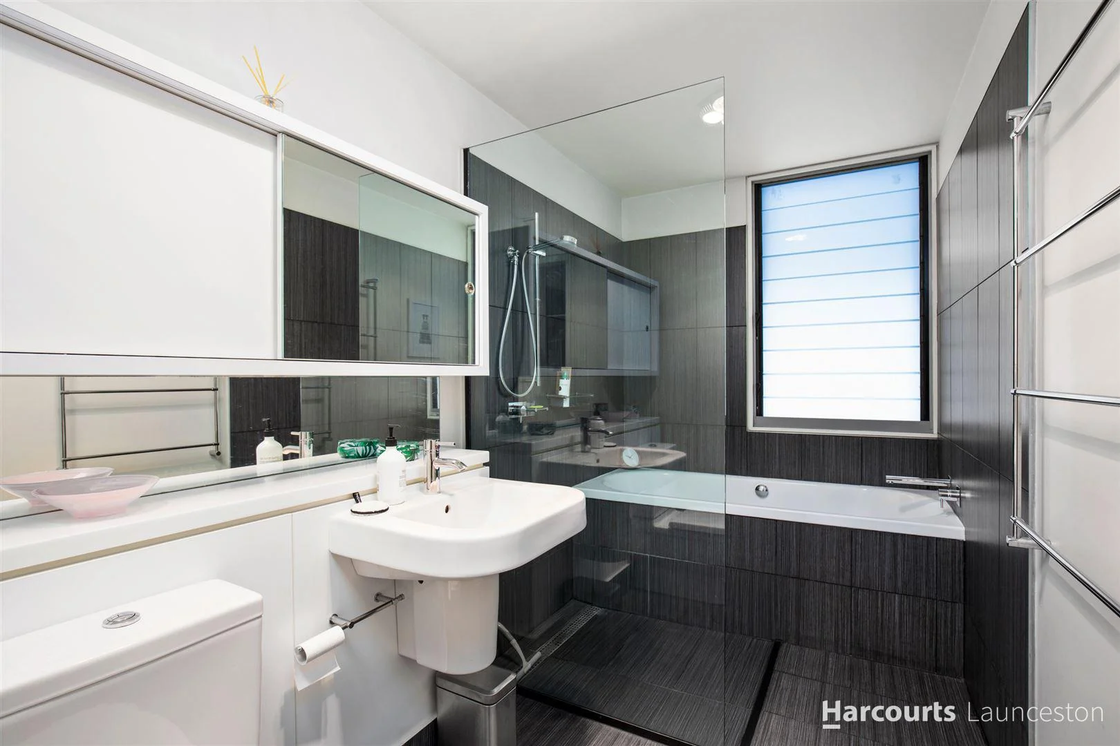 Additional image 11 of 2/135 Paterson Street, Launceston TAS 7250