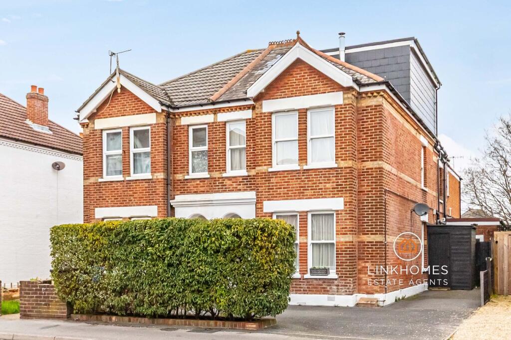 Ashley Road, Poole, BH14
