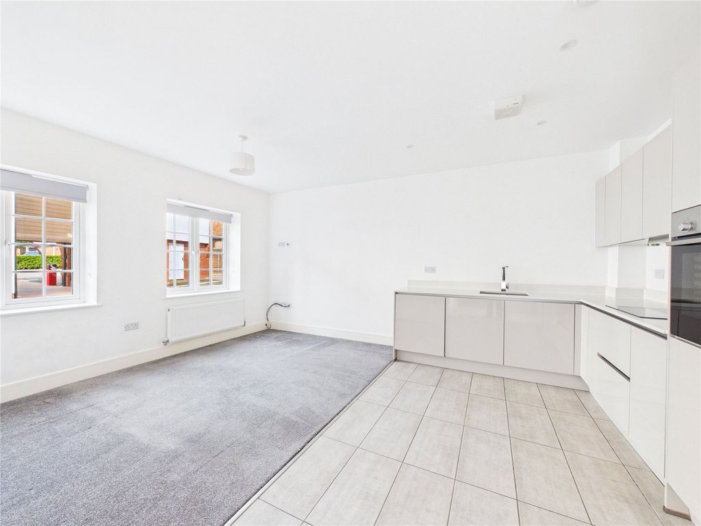 Additional image 4 of 1 bed flat for saleGrundisburgh Road, Woodbridge, Suffolk IP12