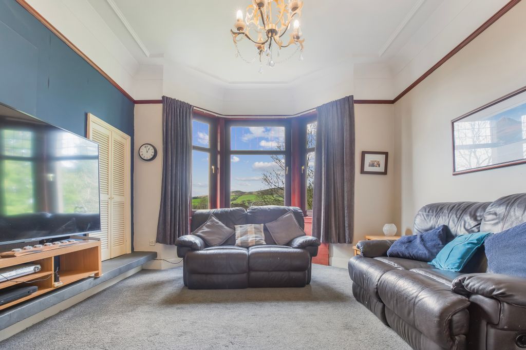 Additional image 7 of 3 bed flat for saleCroft Street, Bonhill G83