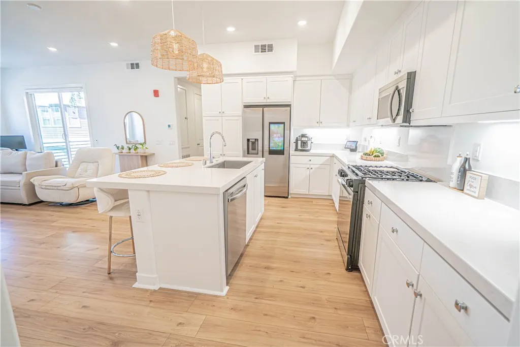 Additional image 66 of 27212 Diamond Peak Lane Unit 203, Valencia, CA 91381