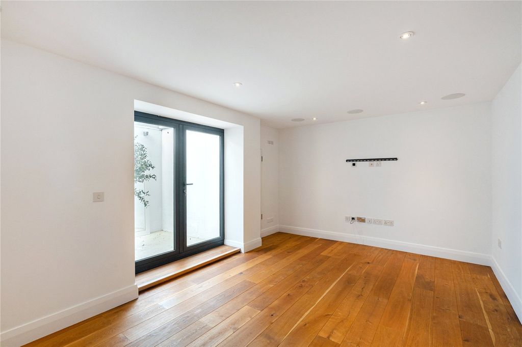 Additional image 6 of 4 bed semi-detached house for salePembroke Vale, Clifton, Bristol BS8