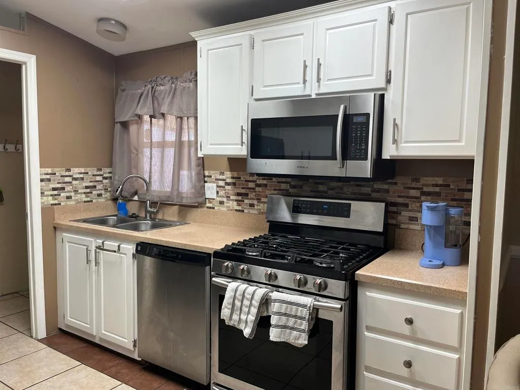 Additional image 8 of 255 E Bradley Avenue Unit 3, El Cajon, CA 92021