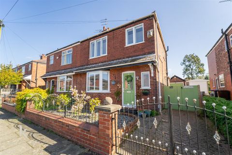 Clovelly Road, Swinton, Manchester M27