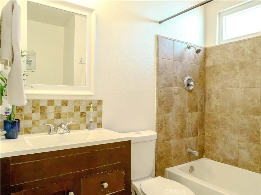 Additional image 8 of 11538 Larchwood Dr, Fontana, CA 92337