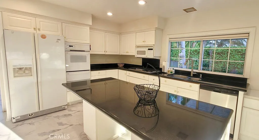 Additional image 48 of 42 Almond Tree Ln, Irvine, CA 92612