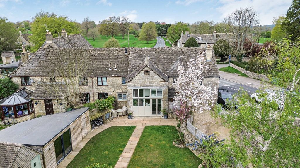 Additional image 27 of 5 bed semi-detached house for saleCirencester Road, Minchinhampton, Stroud, Gloucestershire GL6