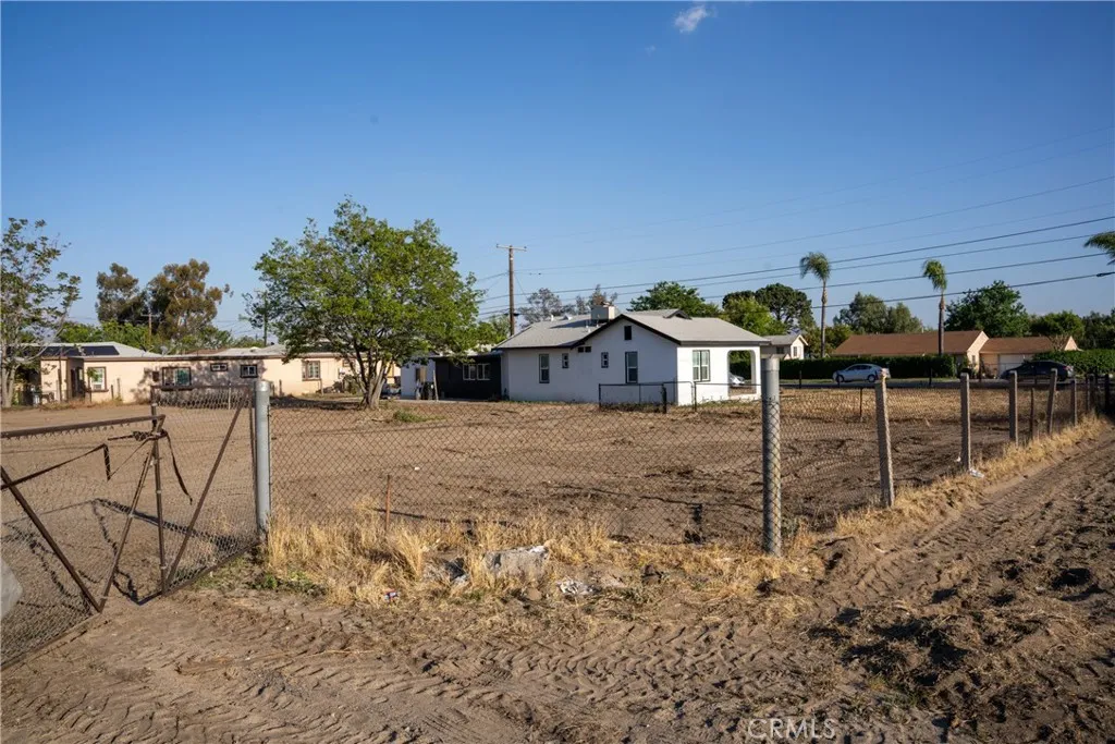 Additional image 78 of 2505 N State St, San Bernardino, CA 92407