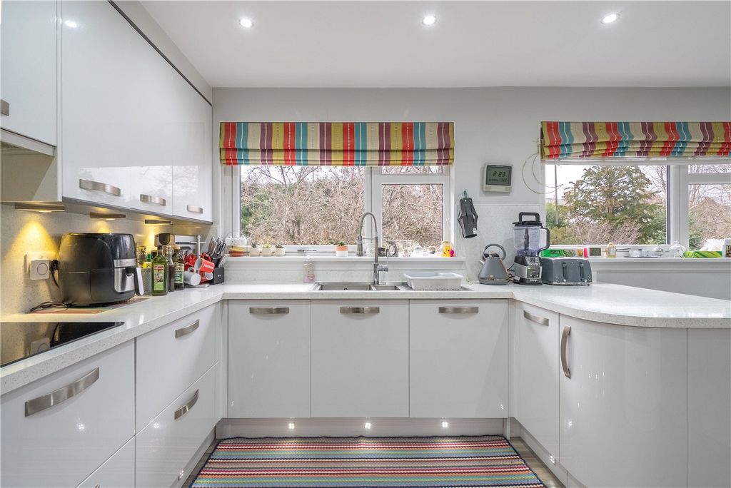 Additional image 7 of 3 bed flat for sale407 North Deeside Road, Cults, Aberdeen AB15