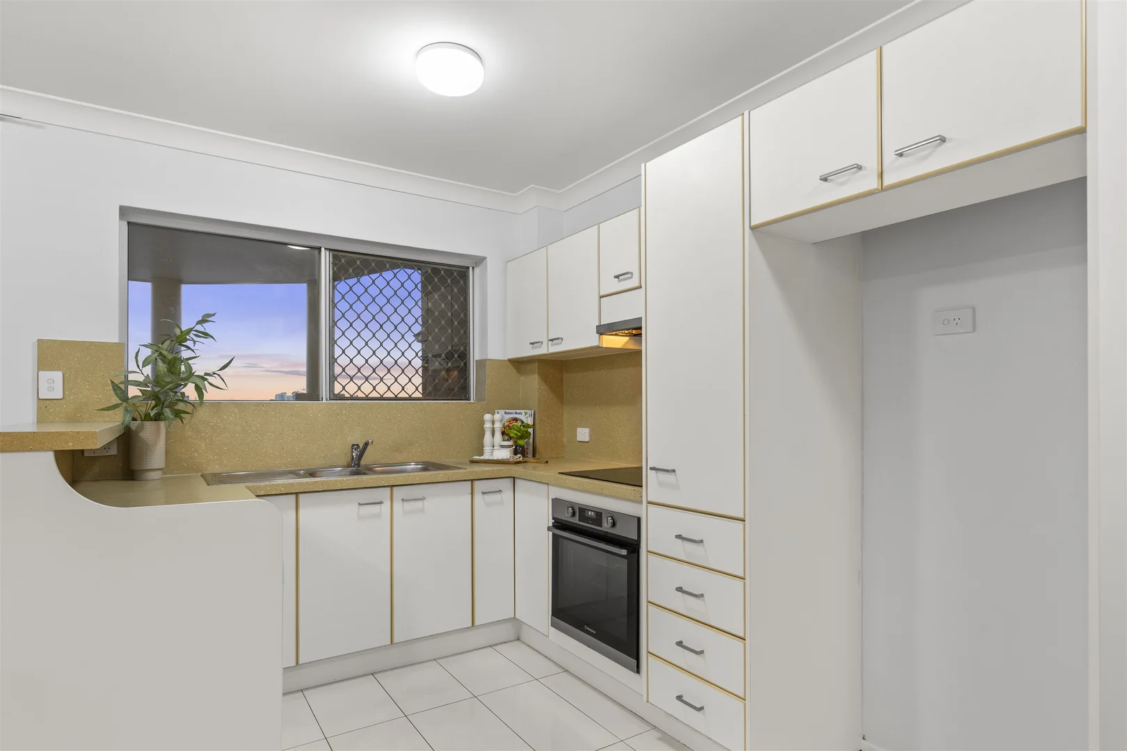 Additional image 4 of 9/12 Little Street, Albion QLD 4010