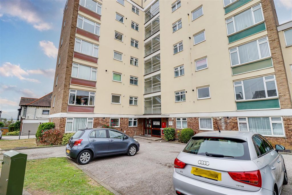 Additional image 8 of 1 bed flat for saleGrand Drive, Leigh-On-Sea SS9