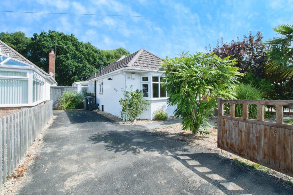 Cudnell Avenue, BEARCROSS, Bournemouth, Dorset, BH11