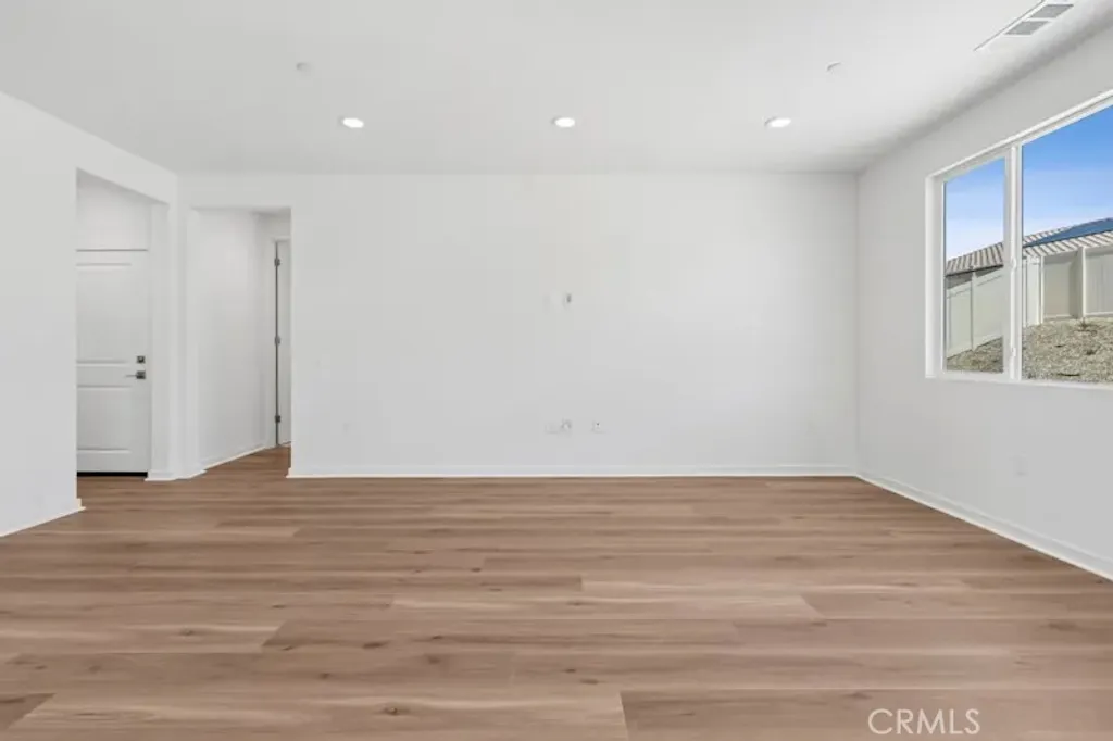 Additional image 10 of 28916 Vertex Way, Canyon Country, CA 91350