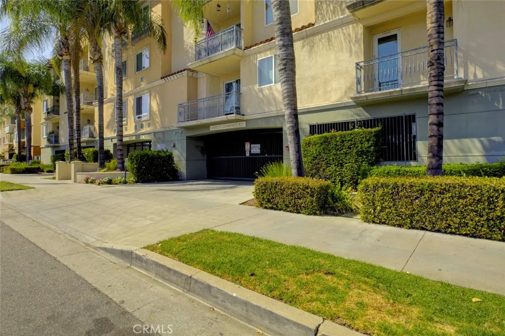 Additional image 29 of 13941 Sherman Way Boulevard Unit 401, Van Nuys, CA 91405