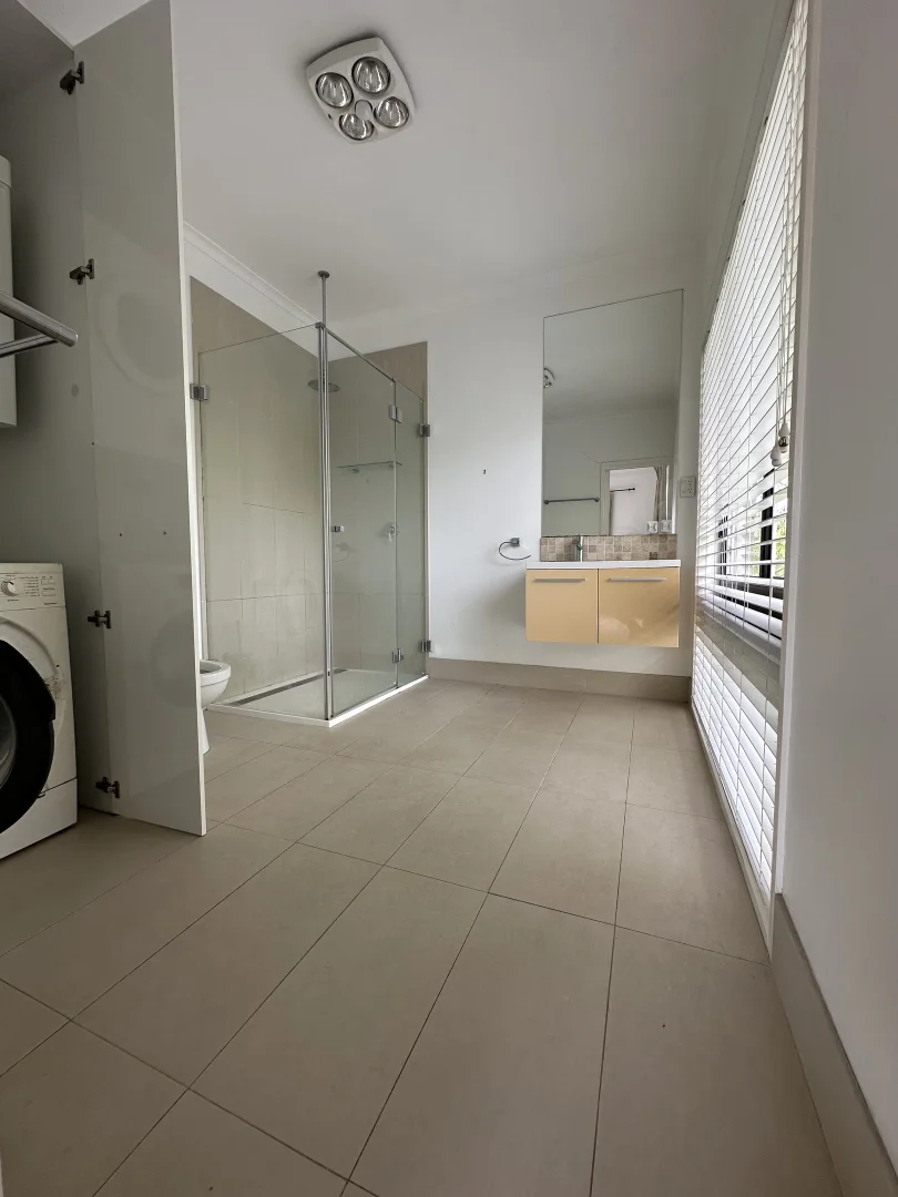 Additional image 10 of 2/270 Gray Street, Hamilton VIC 3300