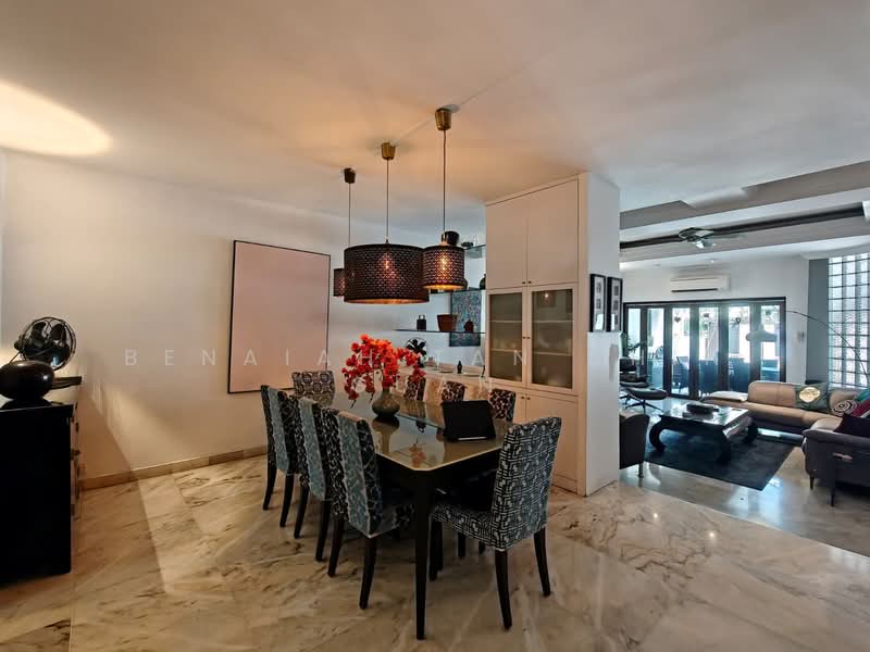 2.5 Storey Inter-Terrace along Joo Chiat walk photo 3