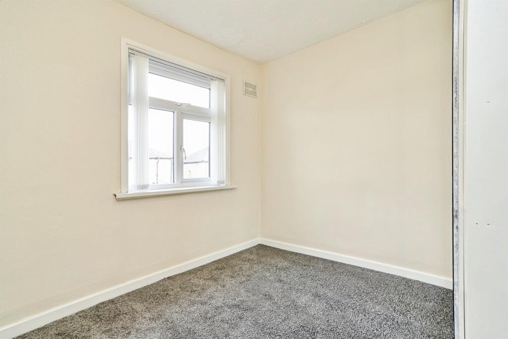 Additional image 13 of Thornbury Crescent, Bradford