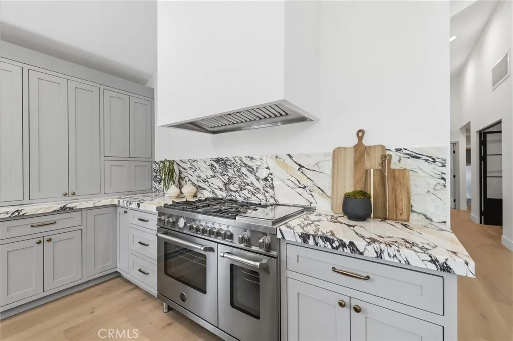 Additional image 52 of 865 10th Street, Manhattan Beach, CA 90266