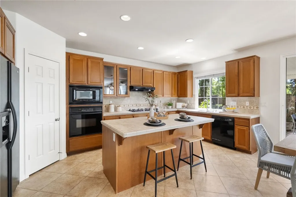 Additional image 13 of 24239 Broad Oak Street, Murrieta, CA 92562