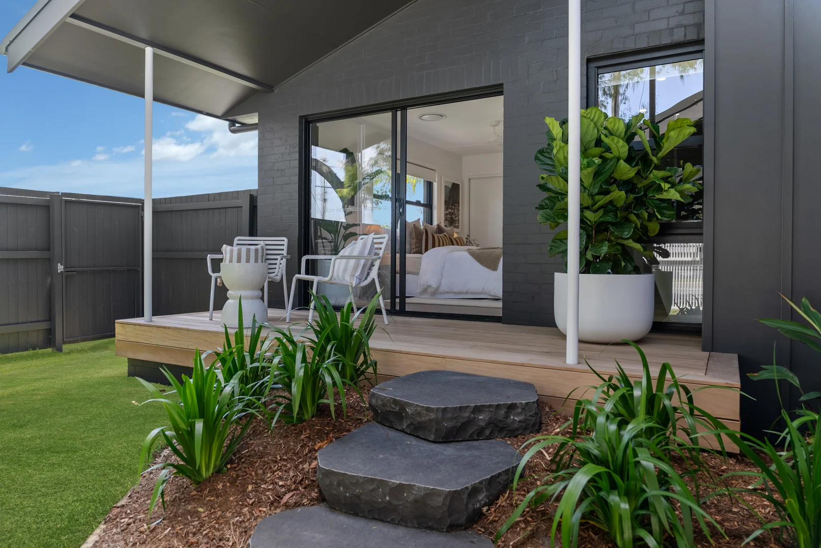 Additional image 8 of 1/189 Bayview Street, Runaway Bay QLD 4216