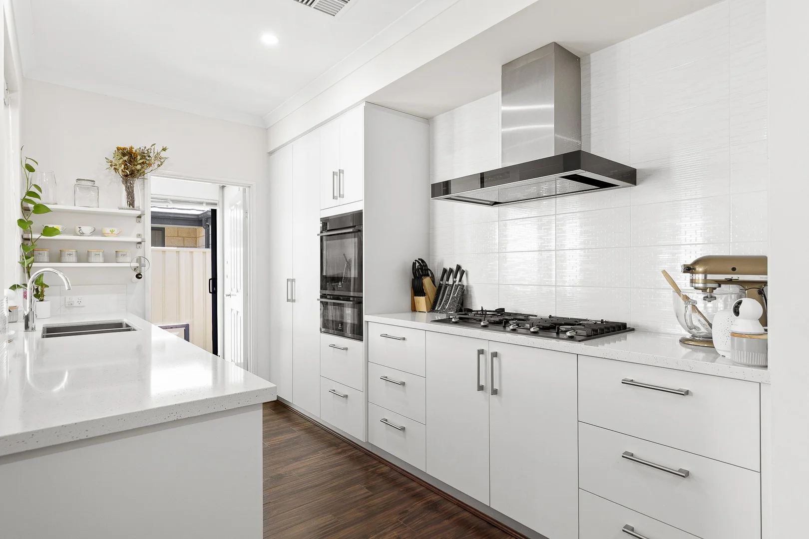 17 Perrinvale Loop, Golden Bay WA 6174