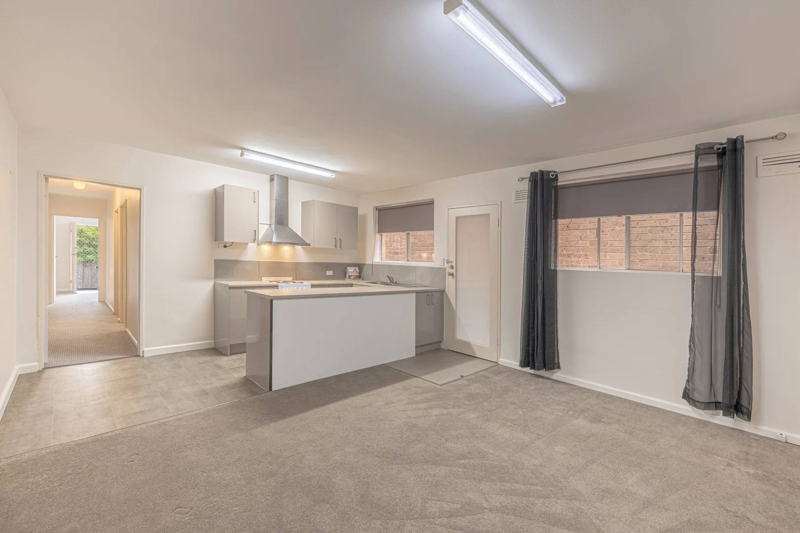 Additional image 4 of 33B Sunhill Road, Mount Waverley VIC 3149