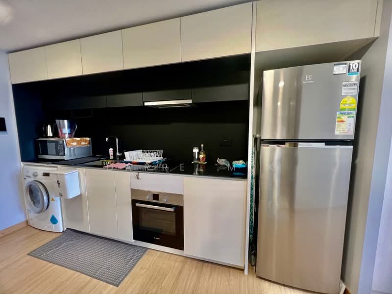 2 Bukit Batok Street 41 photo 3